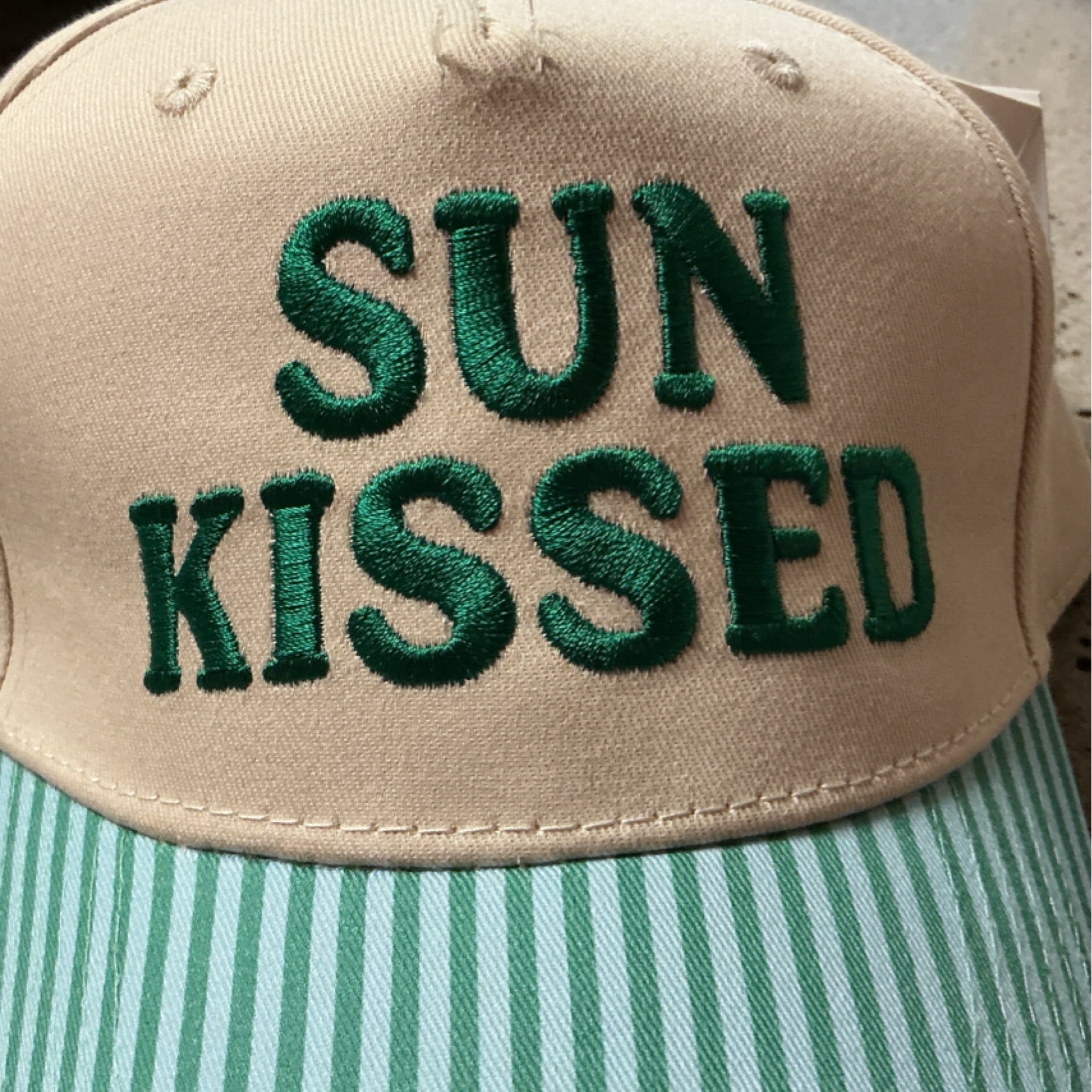 Sun Kissed Hat | Camp Wild Flowers | Outdoor Apparel  display picture 2